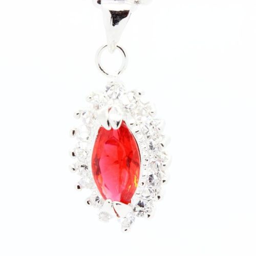 Pendentif Oxyde De Zirconium 19 X 12 Mm Plaqué Or Blanc 18 K + Chaine