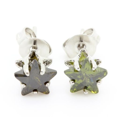 Boucles D'oreille Oxyde De Zirconium 2x6 Mm Plaqué Or Blanc 18 K
