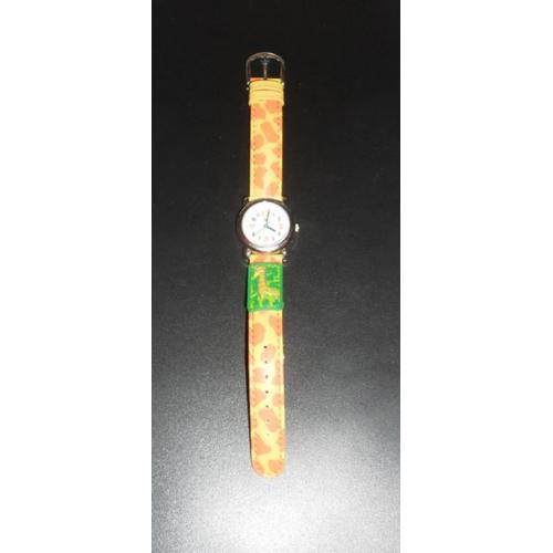 Montre Enfant Ou Adolescent Marque Lip Avec Incrustation Zèbre Au Bracelet