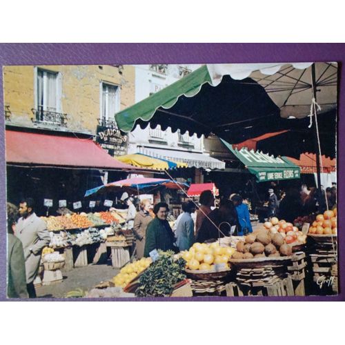Paris (75) Le Marché De La Rue Mouffetard