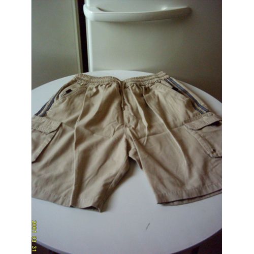 Short Long Beige Pour Garçon 12- 14 Ans. New Style