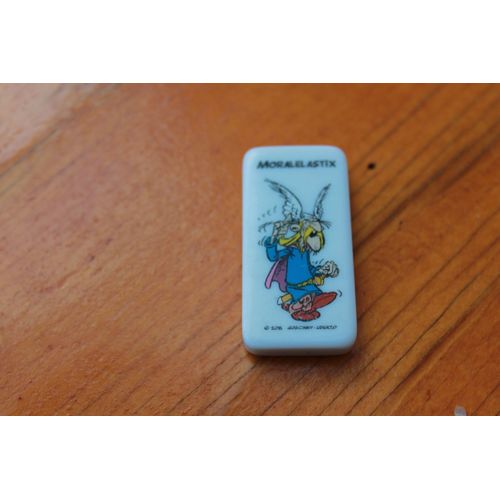 Asterix - Auchan - Domino  Moralelastix