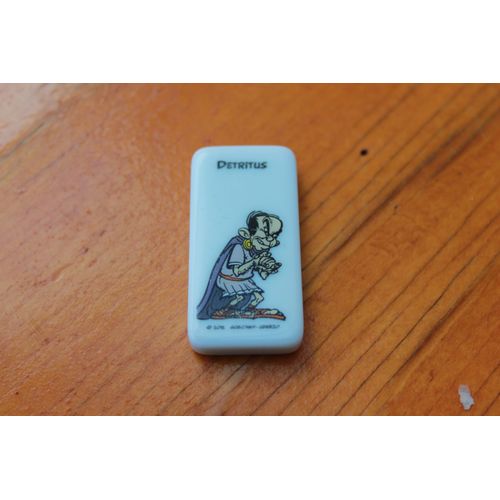 Asterix - Auchan - Domino  Detritus