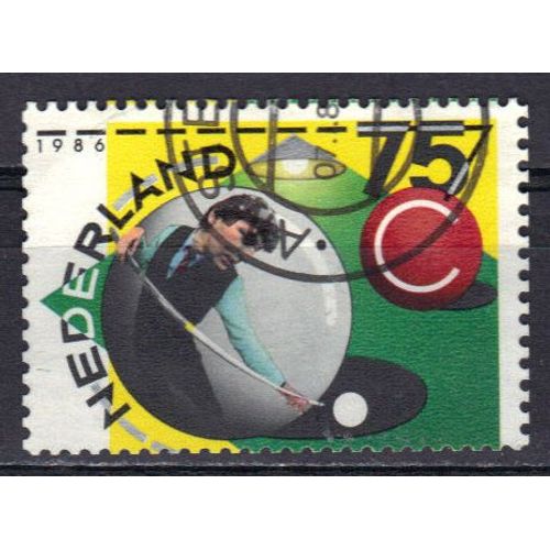 Pays-Bas 1986 : 75è Anniversaire De La Société Royale De Jeu De Dames Et De Billard : Boules De Billard Reflétant Un Joueur En Action - Timbre 75 C. Multicolore Et Argent Oblitéré