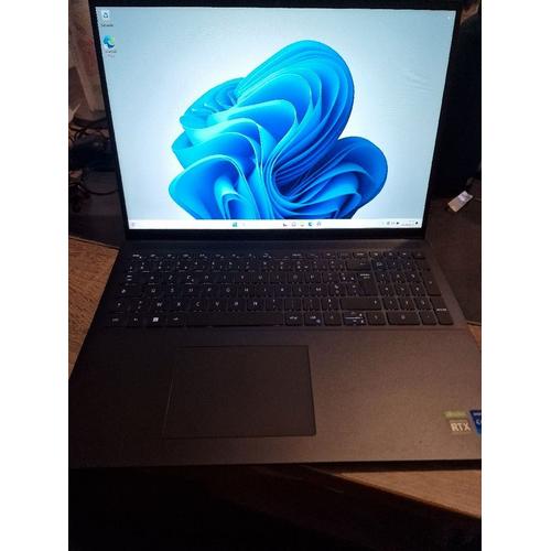 Dell Vostro 7620 16" Intel Core i7-12700H - 2.1 Ghz - Ram 16 Go - SSD 1 To