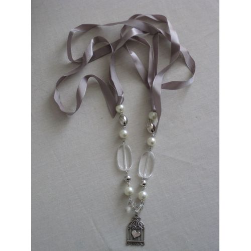 Sautoir Collier Pendentif Cage Oiseau Coeur Métal Argenté Perle Nacré Couleur Argent Et Transparente Lien Ruban Satin Taupe Réglable