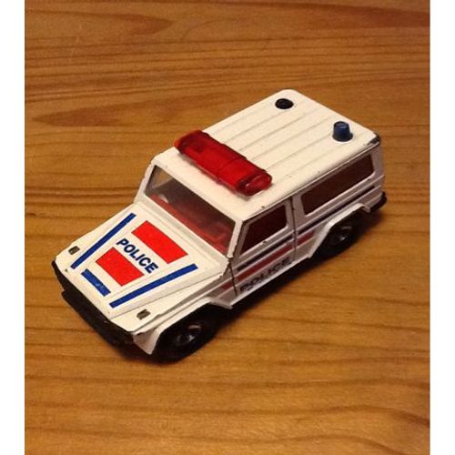 Majorette Mercedes 230 Ge Police Éch 1/34