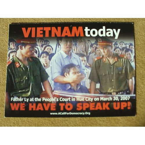 Vietnam Today - Father Ly At The People's Court In Hue City On March 30, 2007 - We Have To Speak Up!