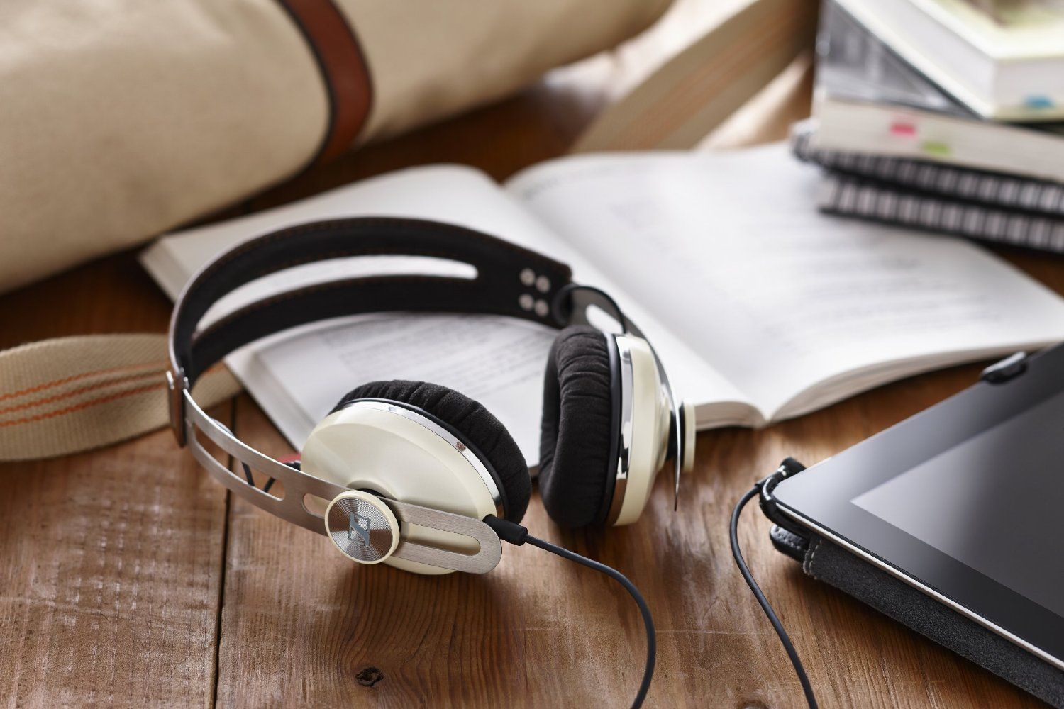 Sennheiser MOMENTUM On-Ear - couteurs avec micro - pleine taille - filaire - jack 3,5mm - ivoire_image_2|Rakuten