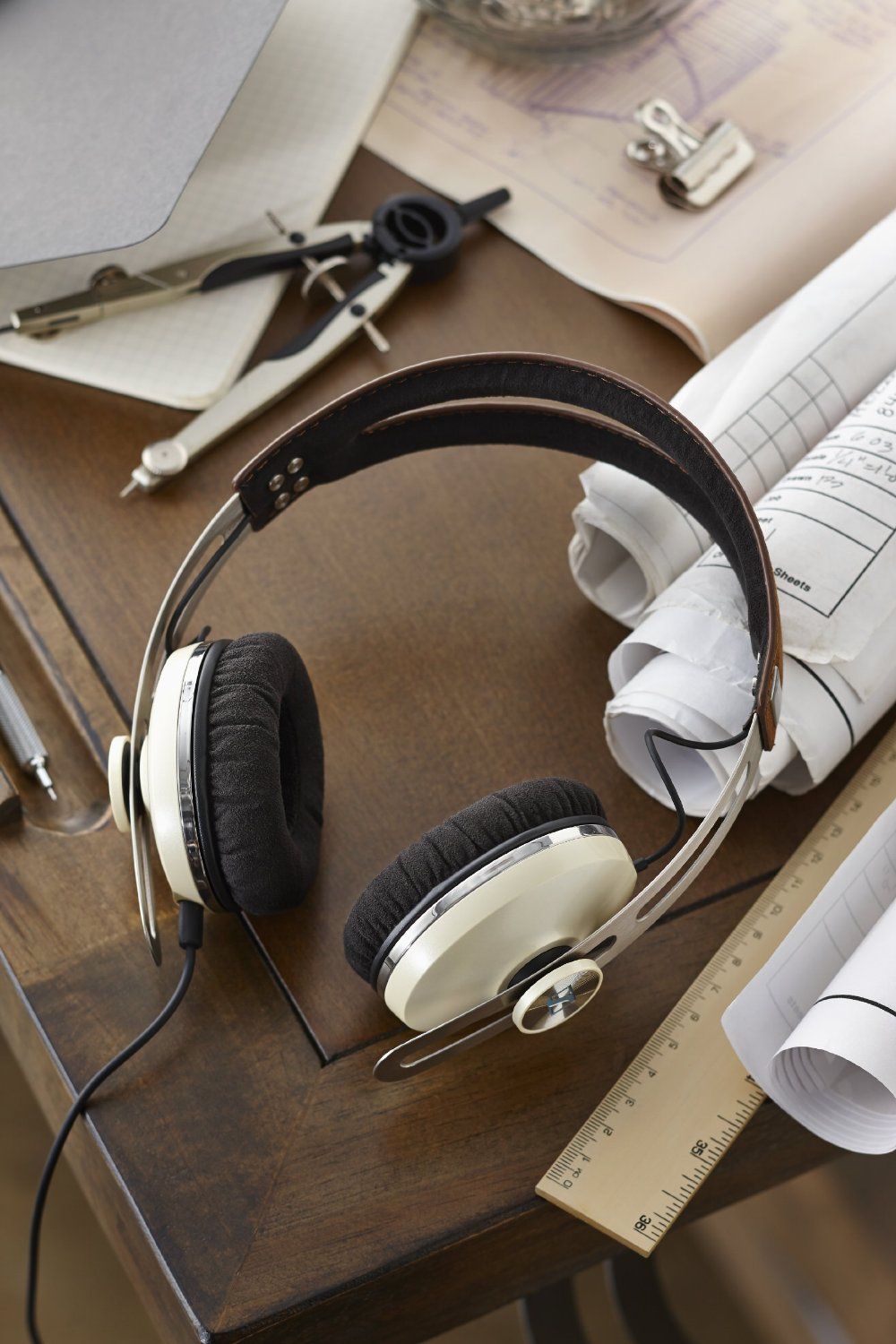 Sennheiser MOMENTUM On-Ear - couteurs avec micro - pleine taille - filaire - jack 3,5mm - ivoire_image_4|Rakuten