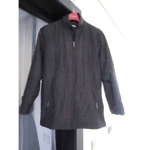 Manteau Mi-Long Ou Veste Des Galeries Lafayette, Noir, Taille 46 Conseillé, Poches, Capuche Amovible