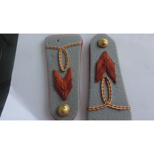 Paire Épaulette De  Défilé Caporal École Militaire