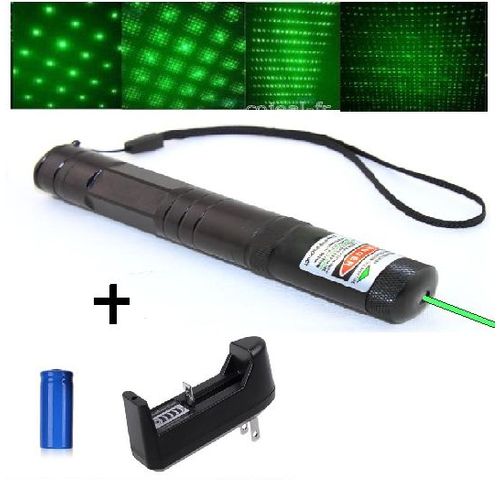 Ultra Puissant - Pointeur laser vert stroboscope 2 en 1-1mw 532nm - batterie + chargeur
