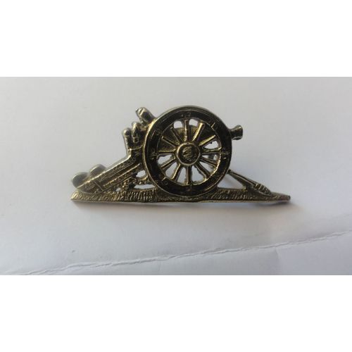 Insigne Béret Artilerie Armée Britannique Avec Attache