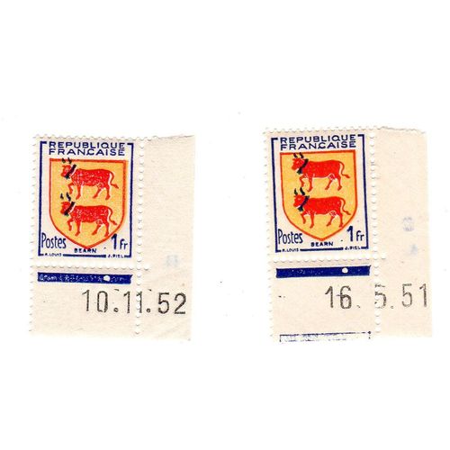 2 Timbres  Blason Bearn 1fr Daté Bord De Feuille