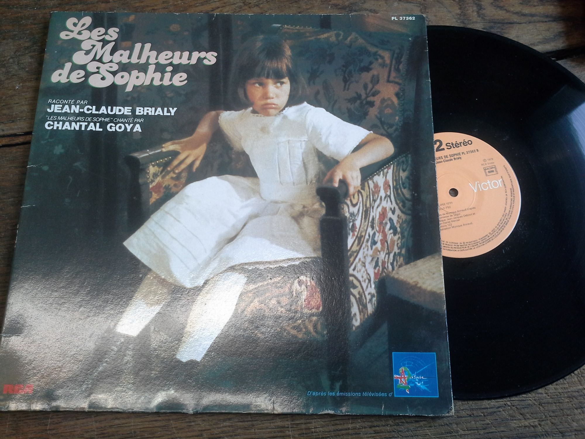Les Malheurs De Sophie Raconté Par Jean-Claude Brialy Chanté Par Chantal Goya   Disque Vinyle 33 Tours Pl 37362 