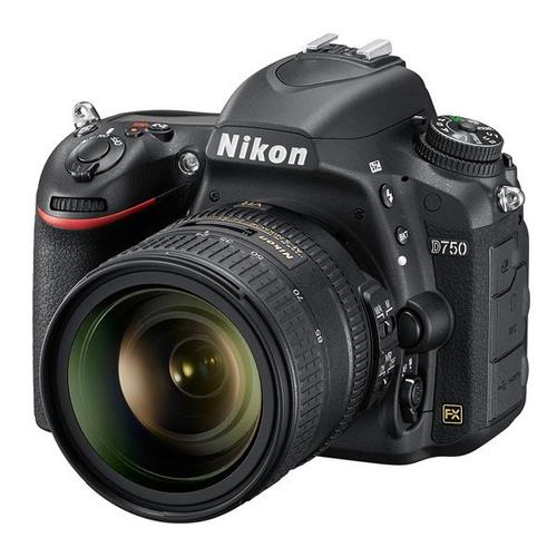 Nikon D750 + Objectif AF-S VR 28-85 mm