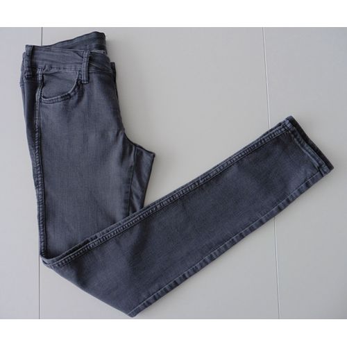 Jean Gris Skinny. 29 X 32. Taille 38