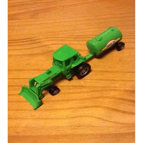 Petit Tracteur Et Remorque Citerne En Plastique 
