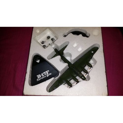 Atlas Les Bombardiers Et Géants Du Ciel B-17f Menphis Belle 1/144-Atlas
