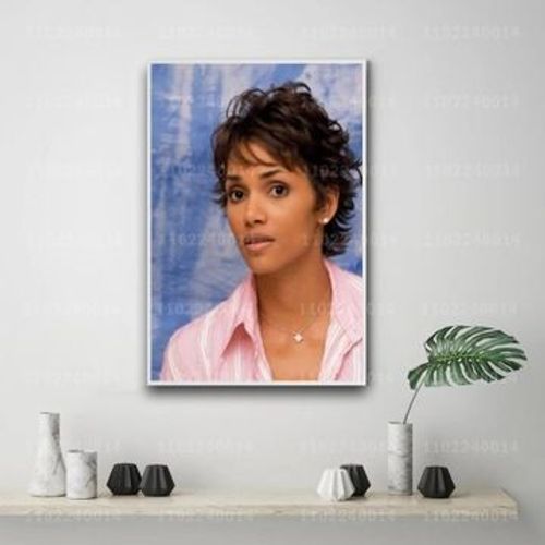 Affiche d¿¿corative sur toile acteur Halle Berry,mpression murale Poster pour salon chambre ¿¿ coucher d¿¿cor sans cadre(70*100cm)