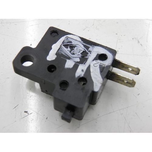 Contacteur Feu Stop Gauche Sym Gts 125 2005 - 2008 / 23020