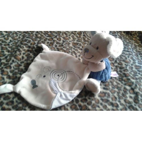 Doudou Chien Pommette Bleu Blanc Gris Mouchoir Couverture Poisson