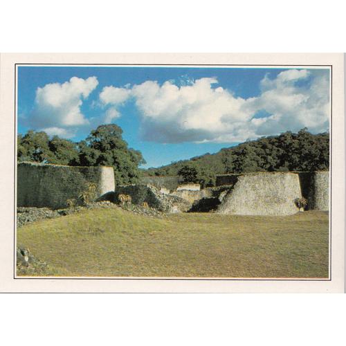 Zimbabwe, " Ruines Du Palais De Monomotapa ".