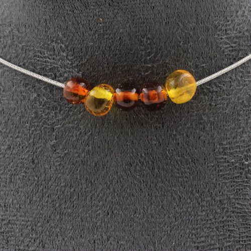 Collier 5 Perles Ambre Véritable De La Mer Baltique. Chaine En Acier Collier Femmes, Hommes. Taille Personnalisable.