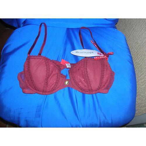 Soutien-Gorge Triumph 90b.