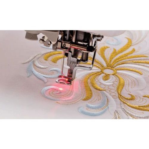 Pied De Broderie Avec Pointeur Lumineux Led - Fled1 - Brother Blanc