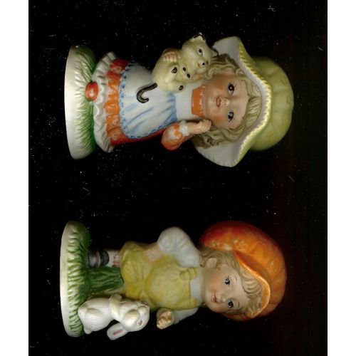 Biscuit Porcelaine Polychrome Enfant : Garçon- Fille- Animaux  13cm De Hauteur