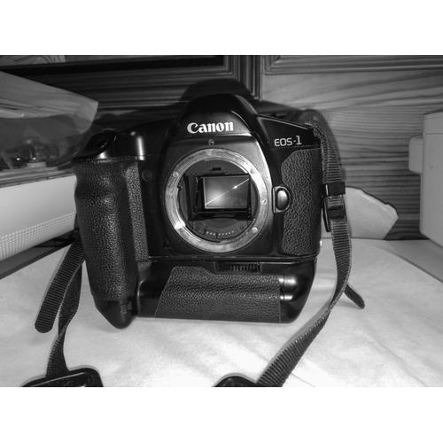 Appareil photo argentique Canon Eos 1