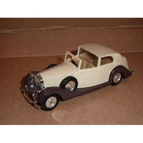 [206] Miniature 1/43ème : Rolls Royce.Phantom Iii - Couleur Crème Ailes Brunes - Marque : Solido-Solido