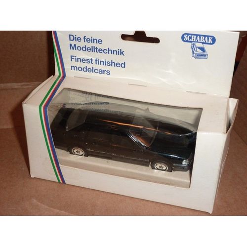 [201] Miniature 1/43ème : Audi V8 - Couleur Noir - Marque : Schabak-Schabak