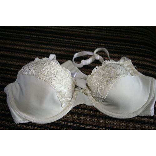 Soutien-Gorge Plus Etiquette