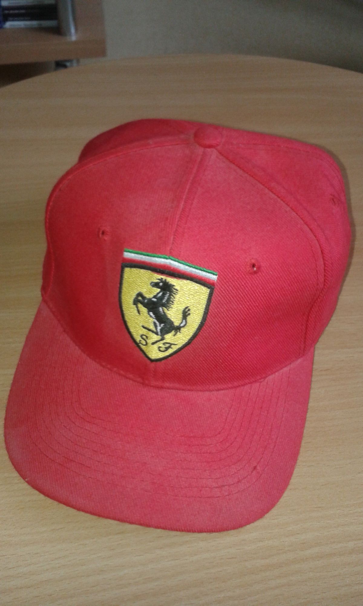 casquette ferrari