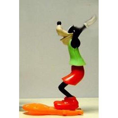 Figurine Dingo Basketteur - Série Mickey Mouse Et Ses Amis (Kinder 2014)