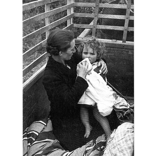 Ww2 - Mère Et Fille Réfugiées - Normandie Eté 1944
