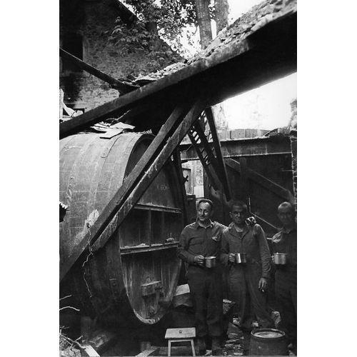 Ww2 - Partage Du Cidre À Martinvast En Juillet 1944