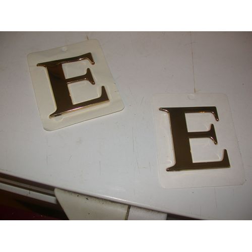 Lettre Doree Adhesive E X2
