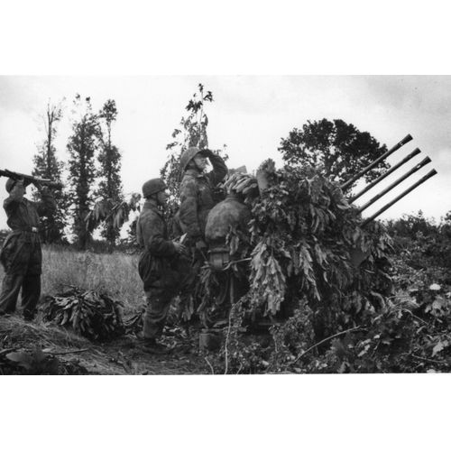 Ww2 - Pièce De Flak Allemande À Caen En 1944