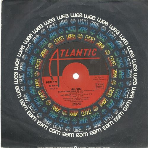 Baby Please Don't Go  (Joe Williams) 4'49 - Jail Break (Young - Scott) 4'12  /  Soul Stripper (Young) 6'25 (17cm)