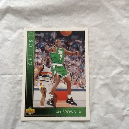 Dee Brown - Upper Deck 93-94 - N°14