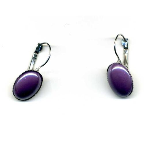 Paire De Boucles D'oreilles Dormeuses En Métal Argenté Avec Cabochon Ovale En Verre Violet (18x13 Mm) Longueur Totale 30 Mm