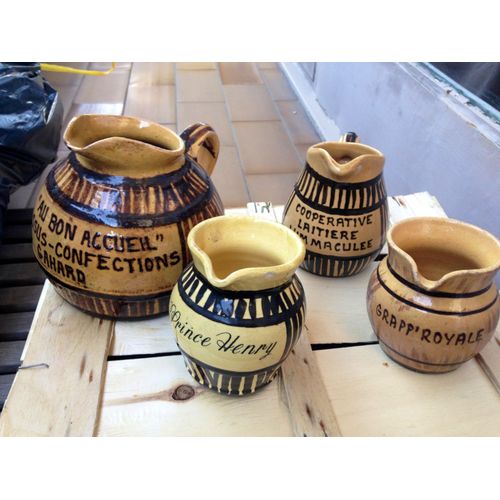 Pots A Vin Anciens (Publicitaires)