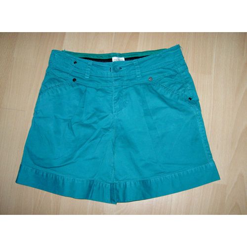 Short Vert Vif Uni Avec Revers Sur Jambe Okaïdi Taille 12 Ans