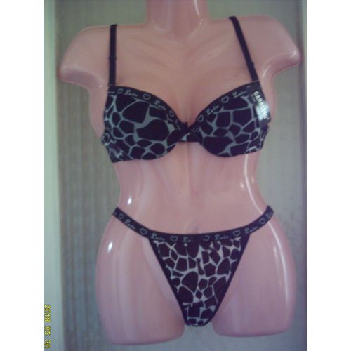 Ensemble Lingerie Soutien Gorge & String, En Noir,T: 40/ 90b. Marque: Caralino