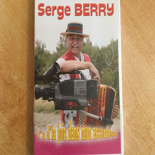 Y'a De La Joie Dans Mon Accordéon