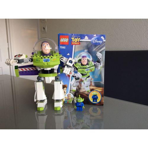 LEGO Toy Story 7592 Buzz L'Eclair Figurine à construire